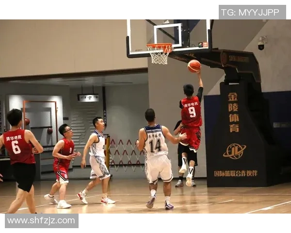 南京篮球队的节奏揭秘:从训练到比赛的全景探索与分析 南京篮球队的节奏揭秘:从训练到比赛的全景探索与分析