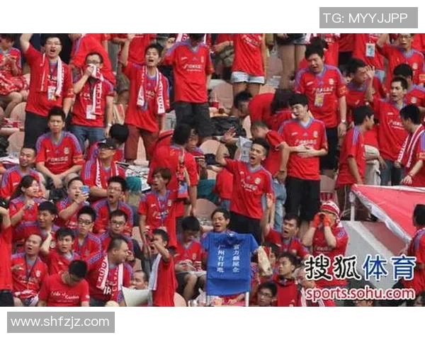 广州恒大与广州富力2018年激战回顾球场上的荣耀与激情交织 广州恒大与广州富力2018年激战回顾球场上的荣耀与激情交织